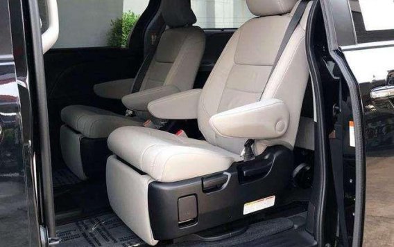 2019 Toyota Sienna Limited for sale-6