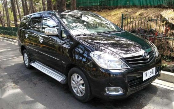 2011 Toyota Innova 2.5G for sale-1