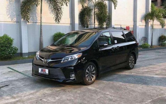 2019 Toyota Sienna Limited for sale-1