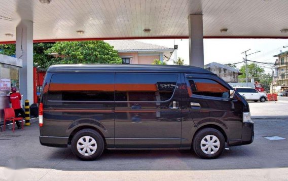 2017 Toyota Hiace for sale-4