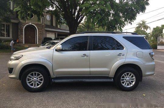 Toyota Fortuner 2013 for sale-4