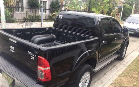 TOYOTA HILUX G 2012 FOR SALE-8