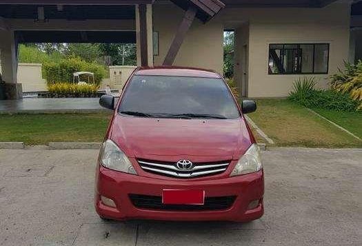 Toyota Innova E 2011 for sale-1