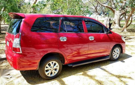 Toyota Innova 2012 for sale-4