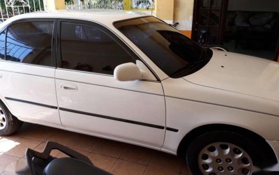 Well kept Toyota Corolla 1.6 GLi for sale-6