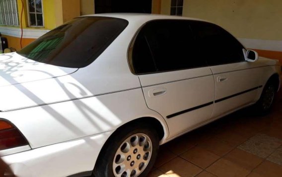 Well kept Toyota Corolla 1.6 GLi for sale-4