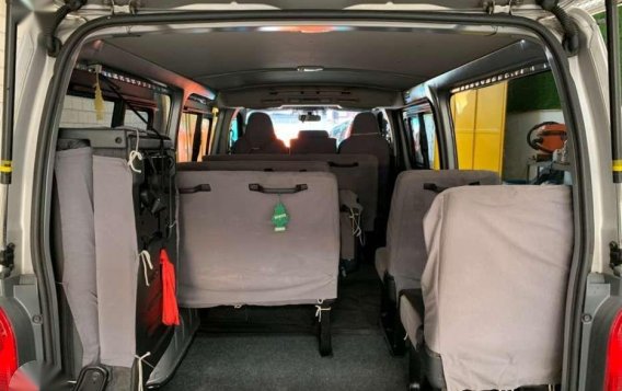 2017 Toyota Hiace Commuter for sale-4