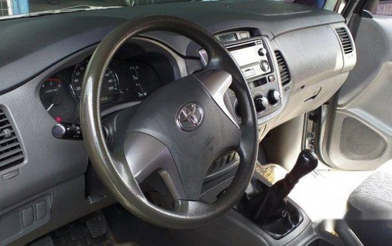 Toyota Innova 2015 for sale -6