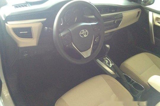 Toyota Corolla Altis 2016 V AT for sale -4