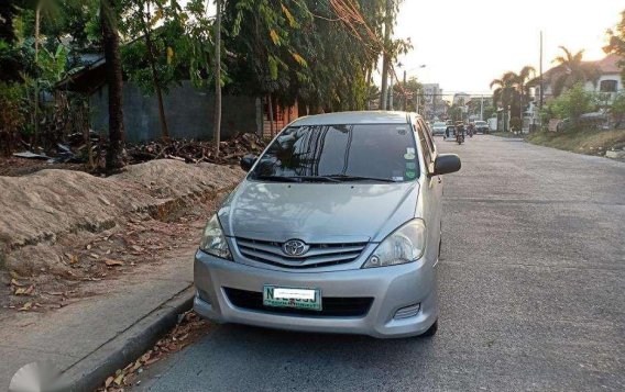 2010 Toyota Innova for sale