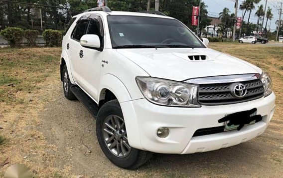 Toyota Fortuner 2010 for sale-2