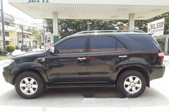 Toyota Fortuner 2011 for sale-7