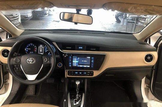 Toyota Corolla Altis 2017 for sale-9