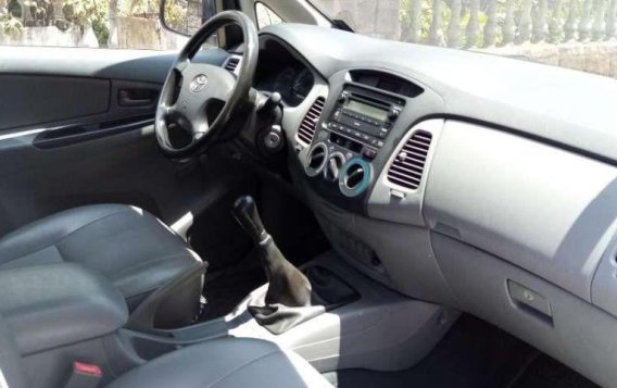 2010 Toyota Innova for sale-6