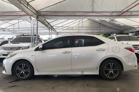 Toyota Corolla Altis 2017 for sale-6