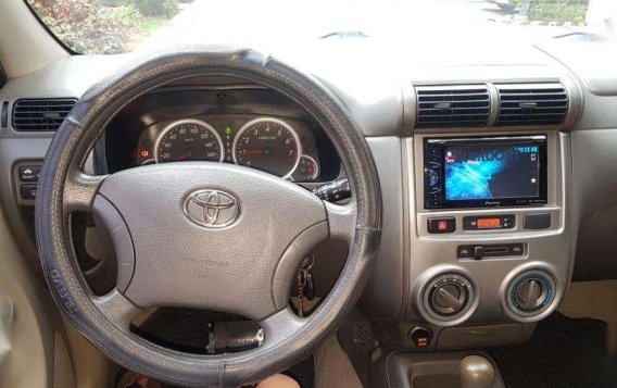 Toyota Avanza 2010 for sale-5