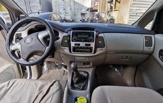 Toyota Innova 2012 for sale-2