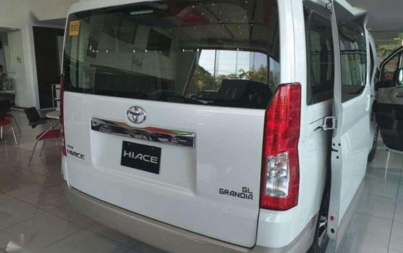Toyota Hiace 2019 for sale-7