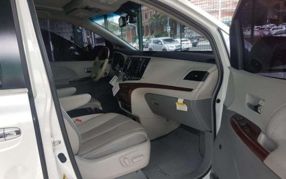 2015 Toyota Sienna for sale-5