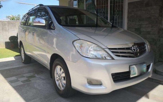 2011 Toyota Innova 2.0 V for sale-1