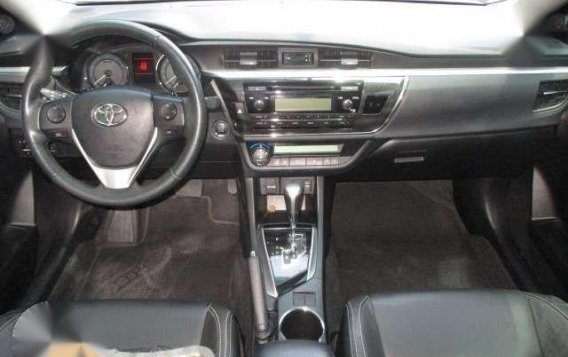 2014 Toyota Corolla Altis for sale-6