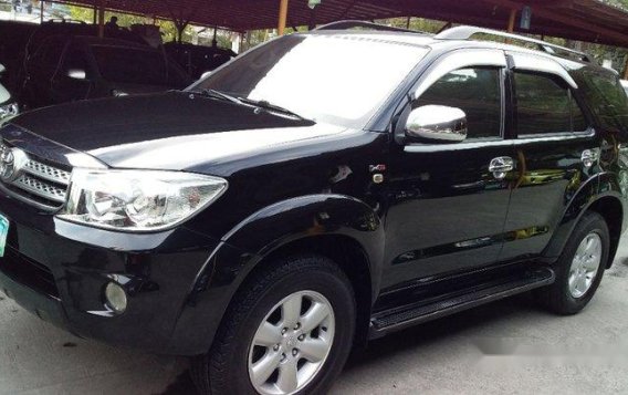 Toyota Fortuner 2011 for sale-1