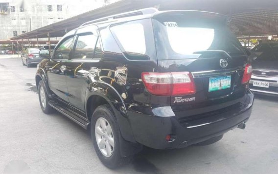 2011 Toyota Fortuner for sale-3