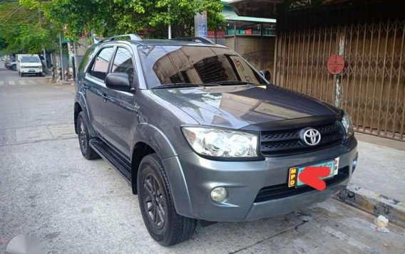 Toyota Fortuner G 2011 for sale