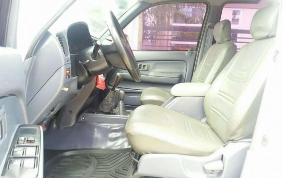 Toyota Hilux 1999 for sale-8