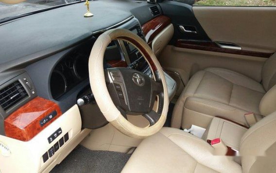 Toyota Alphard 2011 for sale-4