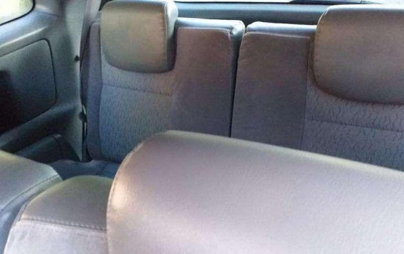 Toyota Innova E 2010 for sale-8