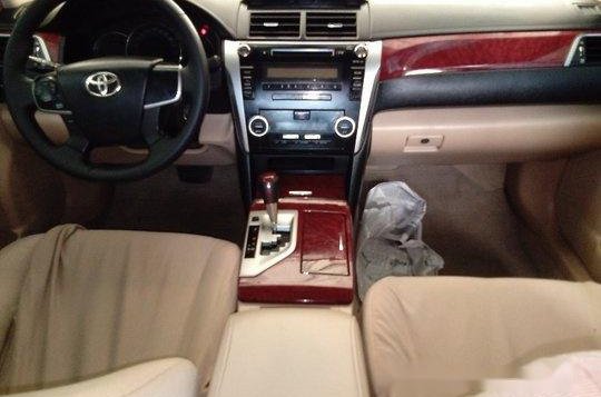 Toyota Camry 2013 AT for sale -5