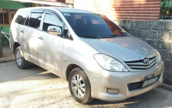 Toyota Innova 2.5E 2011 for sale