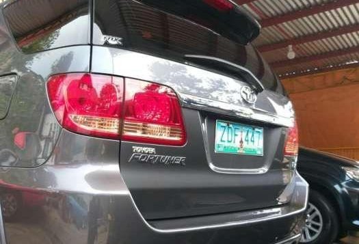 Toyota Fortuner V 2006 for sale-7