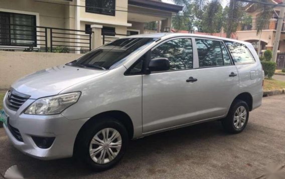 Toyota Innova J 2012 for sale -1