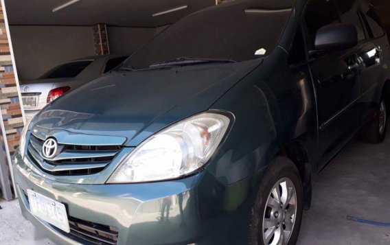 Toyota Innova 2011 for sale-1