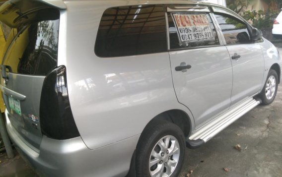 Toyota Innova 2011 for sale-4