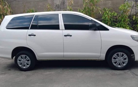 2015 Toyota Innova 2.0 J MT Gasoline for sale-3