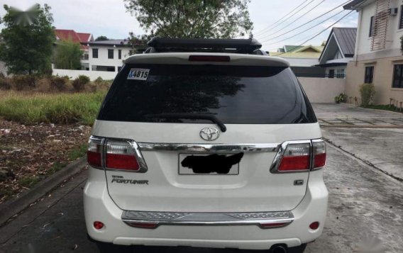 Toyota Fortuner 2010 for sale-1