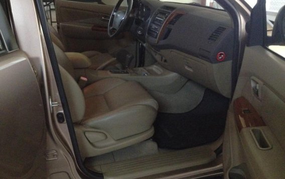 Toyota Fortuner G 2010 for sale-6