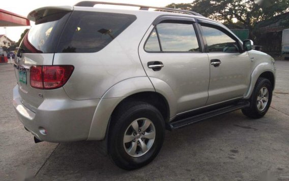 Toyota Fortuner G 2005 for sale-4