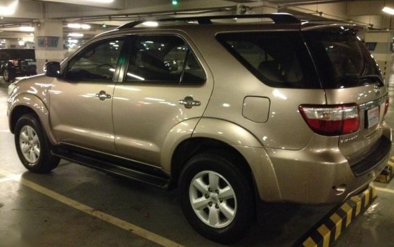 Toyota Fortuner G 2010 for sale-1