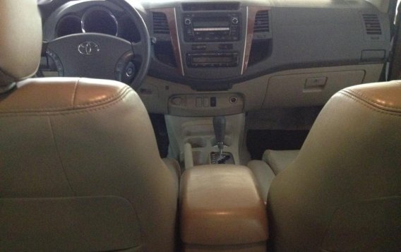 Toyota Fortuner G 2010 for sale-4