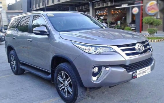 2017 Toyota Fortuner Gas 4x2 AT for sale