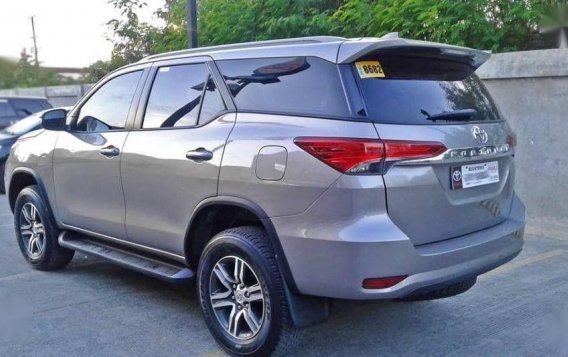 2017 Toyota Fortuner Gas 4x2 AT for sale-2