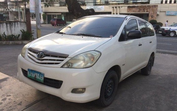 Toyota Innova J 2010 for sale