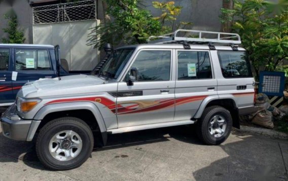 2019 Toyota Land Cruiser for sale-8