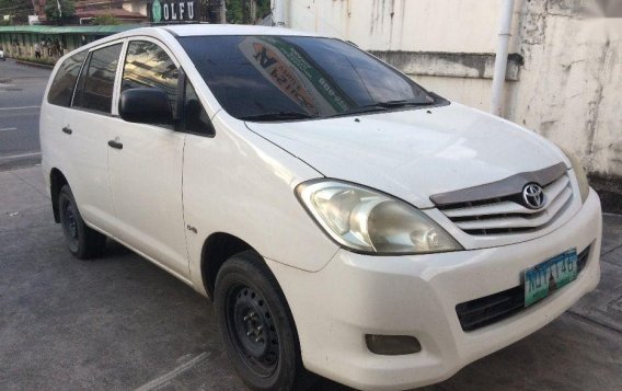 Toyota Innova J 2010 for sale-1