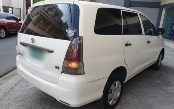 Toyota Innova J 2010 for sale-2