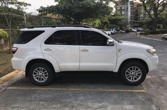 Toyota Fortuner 2010 for sale -2